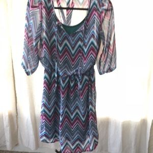 chiffon like tunic with emerald green lined tank